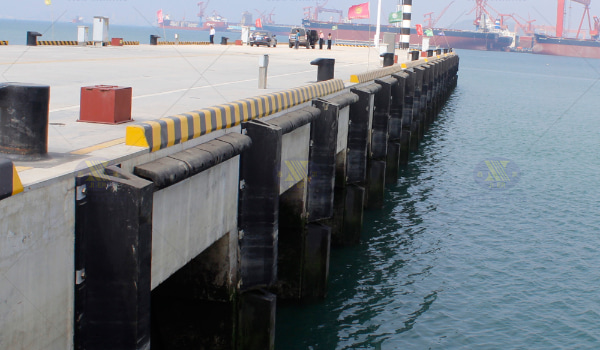 ซุ้มประตูบังโคลน