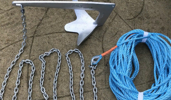 อุปกรณ์ยึดเหนี่ยว