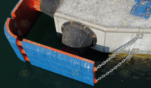 บังโคลนทรงกรวย